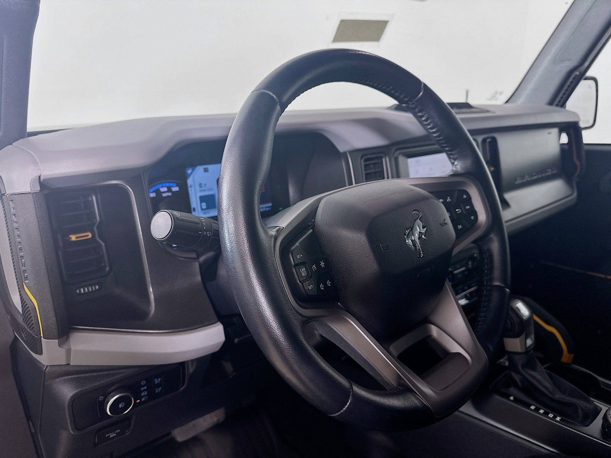 2023 Ford Bronco Badlands photo 8