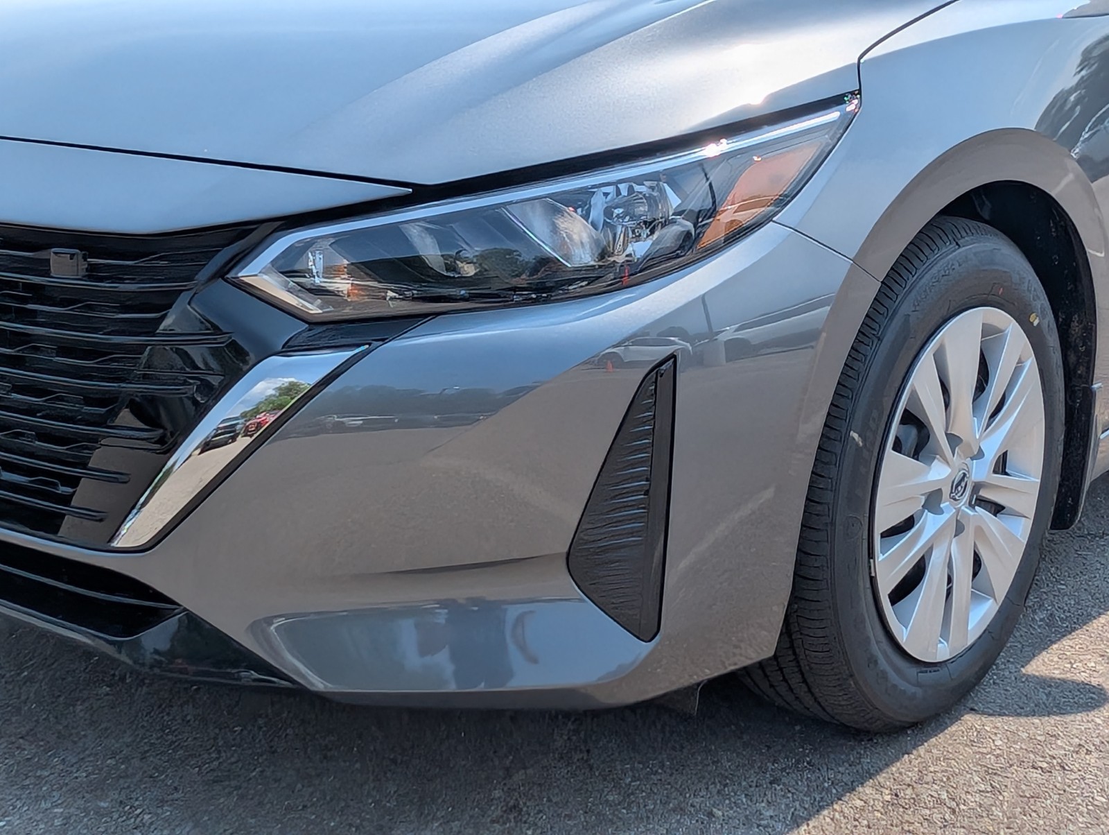 New 2025 GUN METALL Nissan S image 2