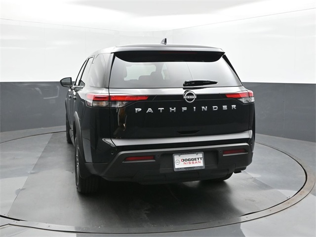 2025 Nissan Pathfinder S photo 8