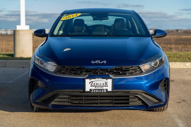 Used 2024 Kia Forte LXS with VIN 3KPF24ADXRE759000 for sale in Sturtevant, WI