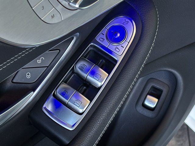 2023 Mercedes Benz C 300 photo 32