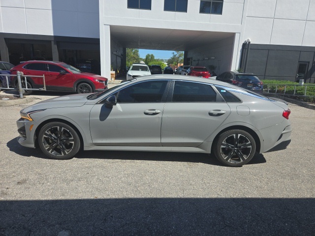 2022 Kia K5 GT-Line photo 3