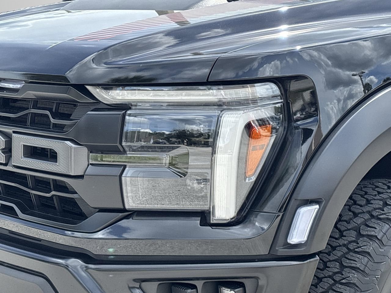2024 Ford F-150 Raptor photo 25