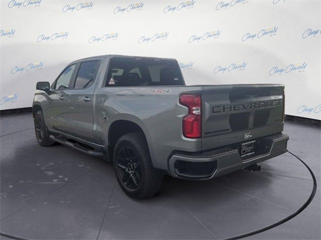 New 2025 Sterling Gray Metallic Chevrolet RST image 3