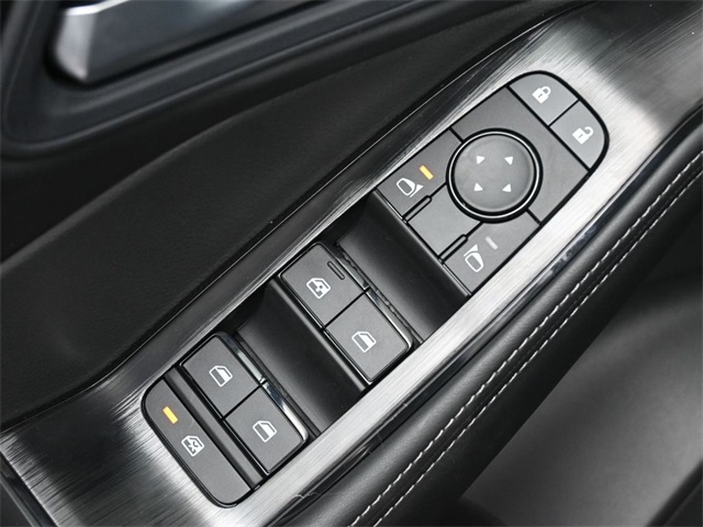 2026 Nissan Rogue SV photo 8