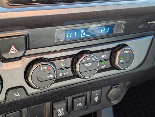 2023 Toyota Tacoma TRD Off-Road photo 18
