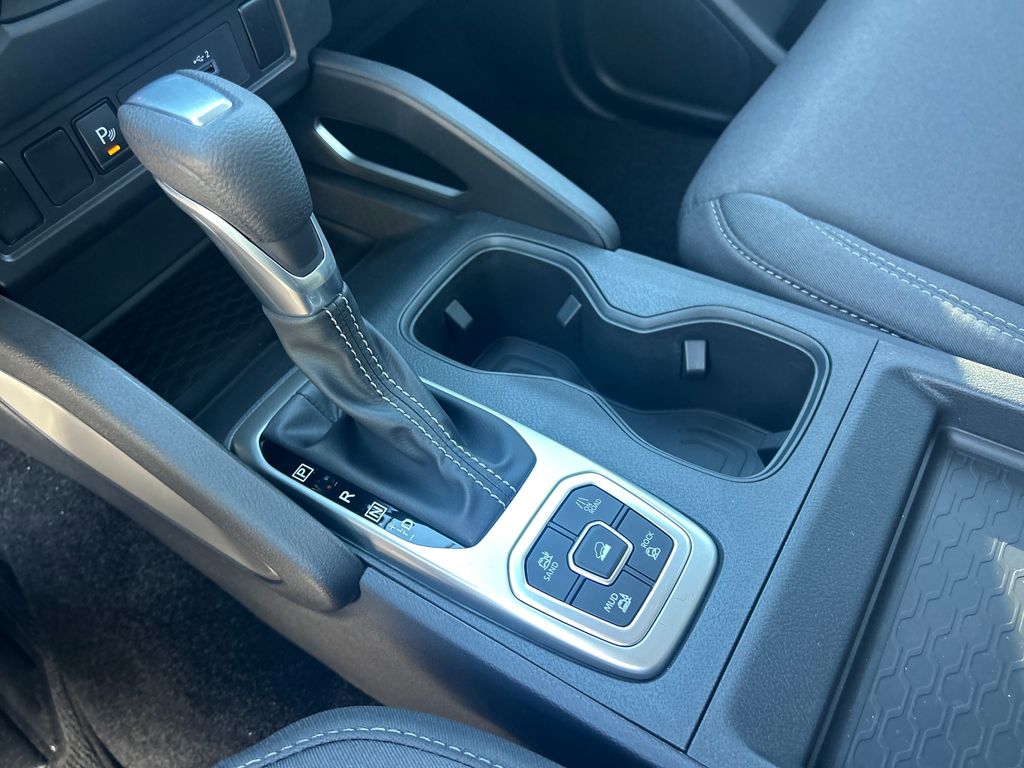 2026 Nissan Frontier SV photo 33