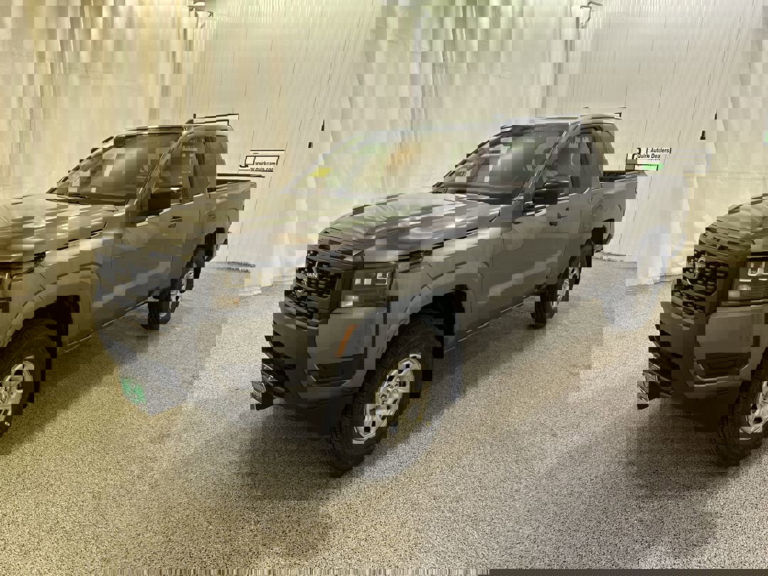 2026 Nissan Frontier King Cab S photo 3