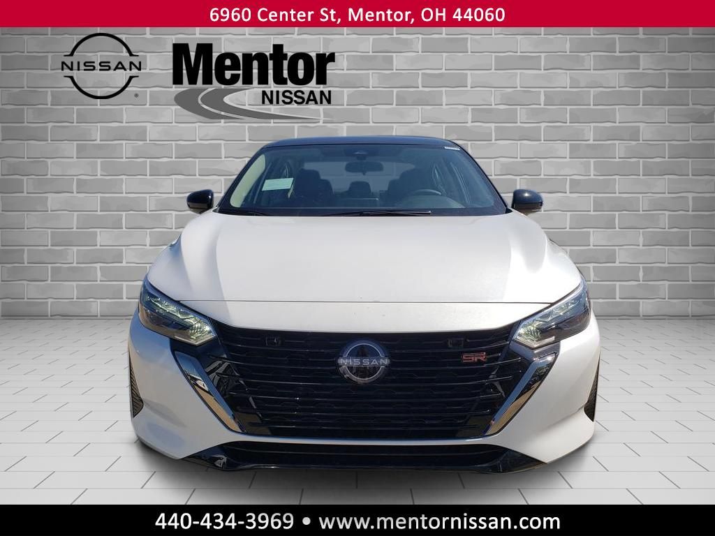 2025 Nissan Sentra SR photo 2
