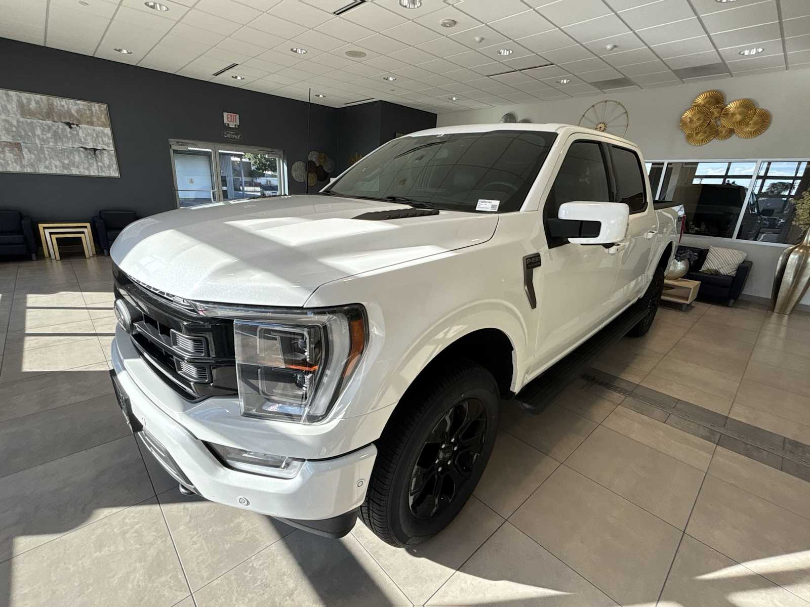 2022 Ford F-150 Platinum photo 7