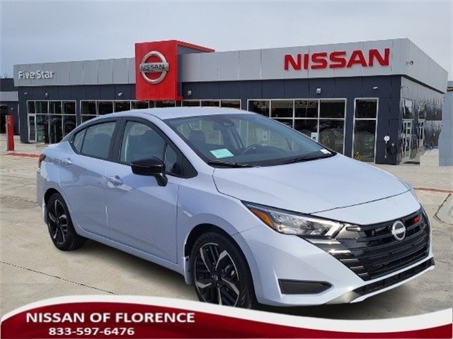 2025 Nissan Versa Sedan SR's photo