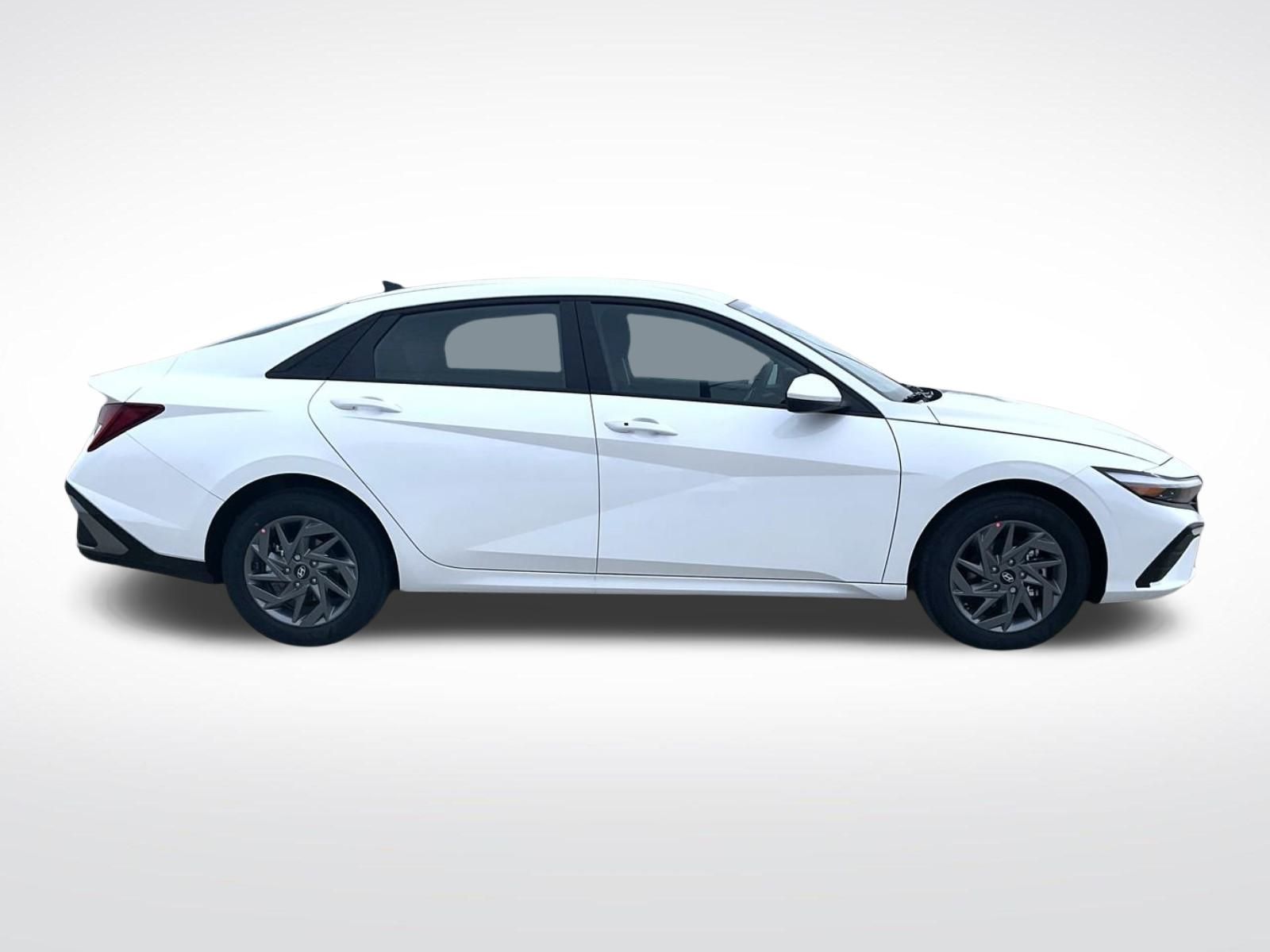 2025 Hyundai Elantra Hybrid Blue photo 4