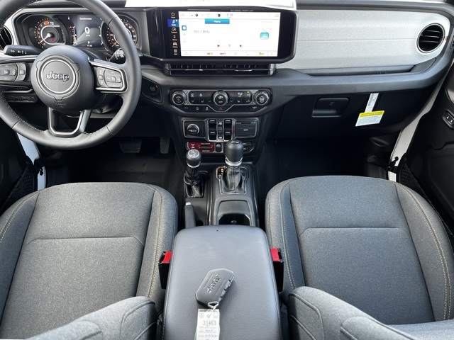 2025 Jeep Wrangler Willys photo 8
