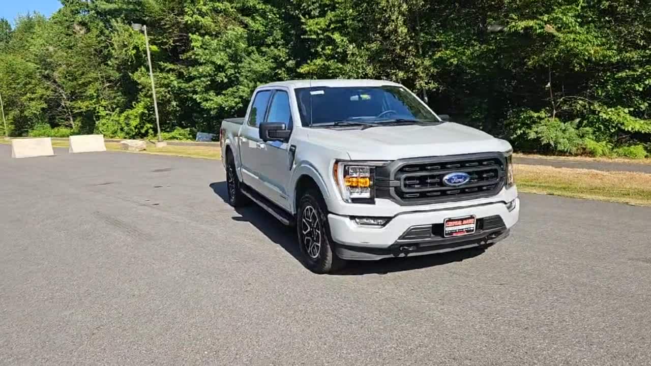 2023 Ford F-150 XLT photo 3