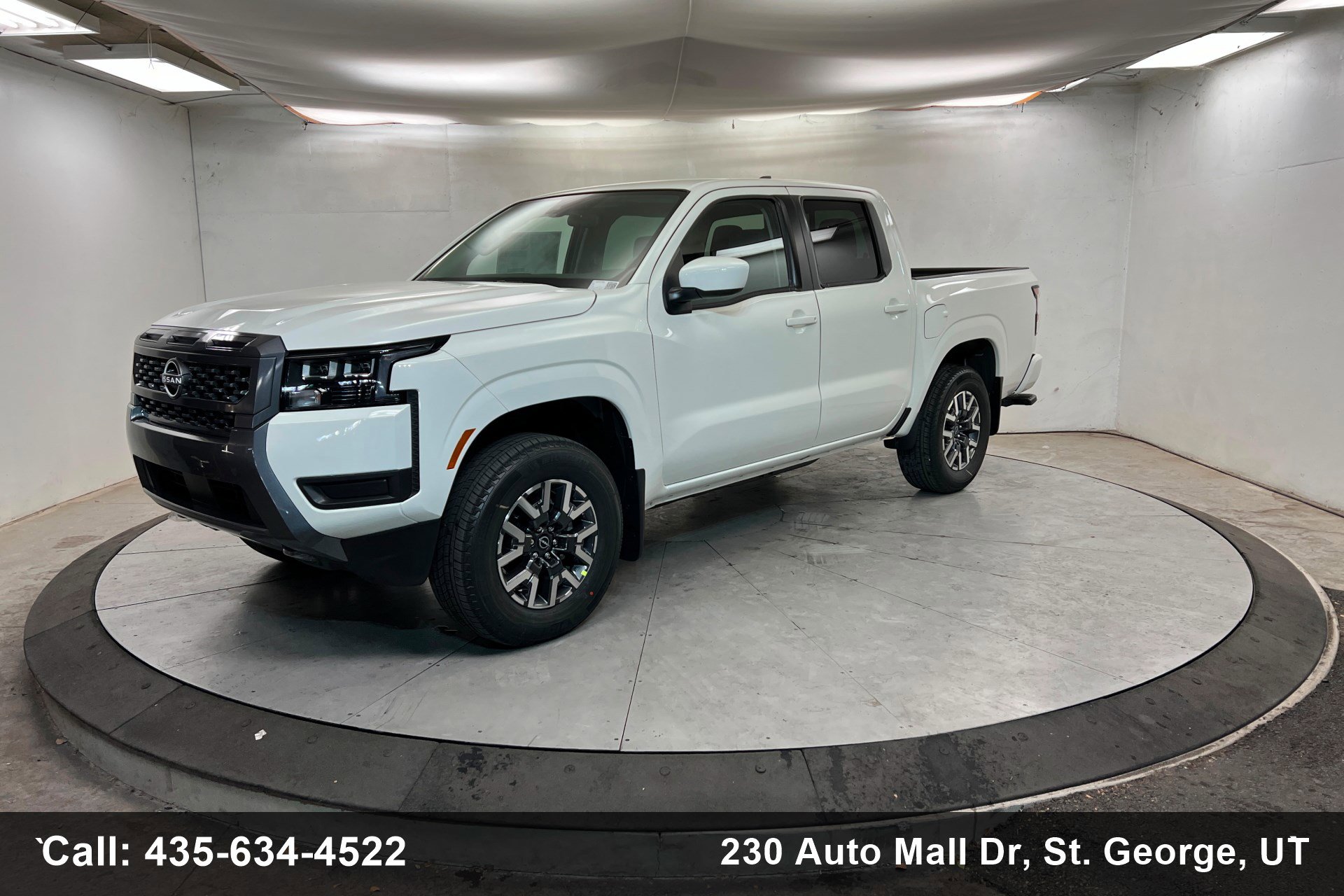 2026 Nissan Frontier SV's photo