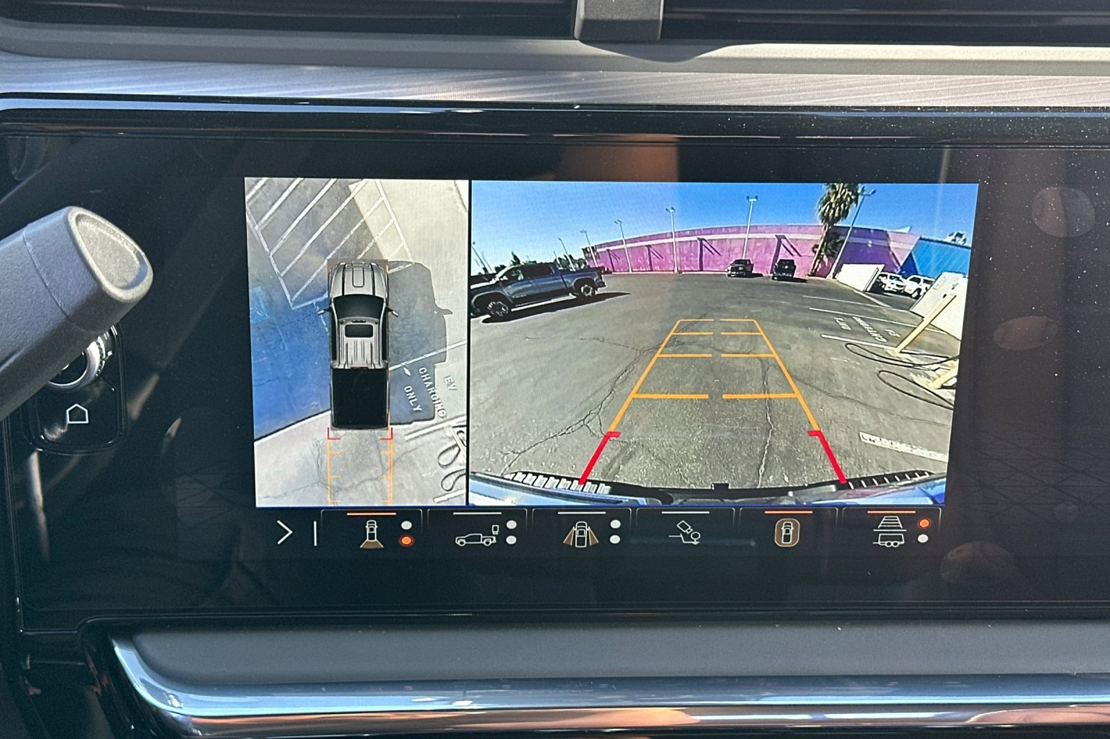 2025 Gmc Sierra 2500 HD Denali Ultimate photo 17