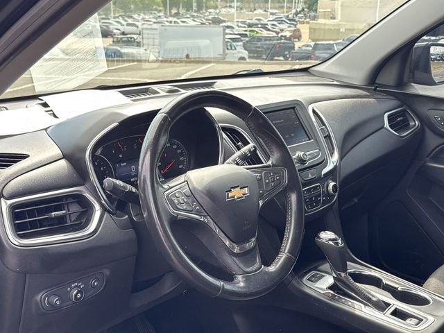 2020 Chevrolet Equinox LT photo 10