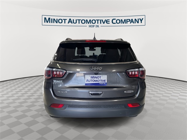 2024 Jeep Compass Latitude photo 3