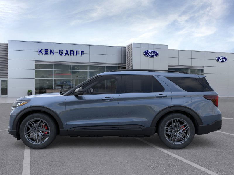2025 Ford Explorer ST photo 2