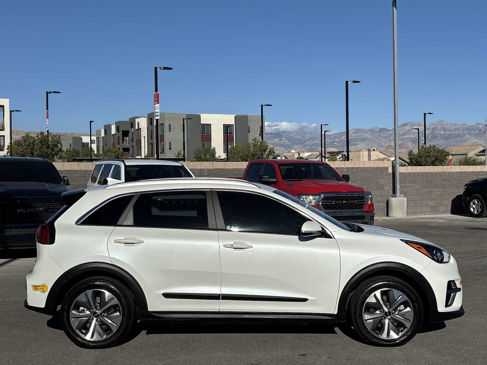 2022 Kia Niro EV S photo 10