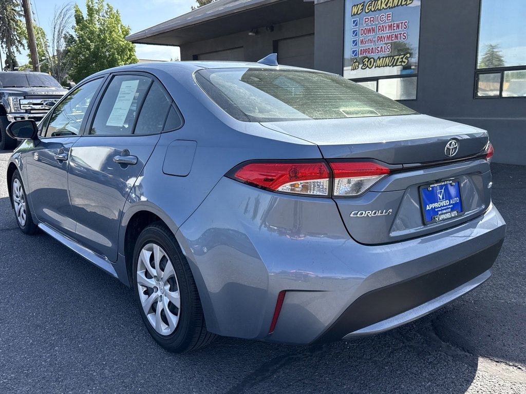 2022 Toyota Corolla LE photo 7