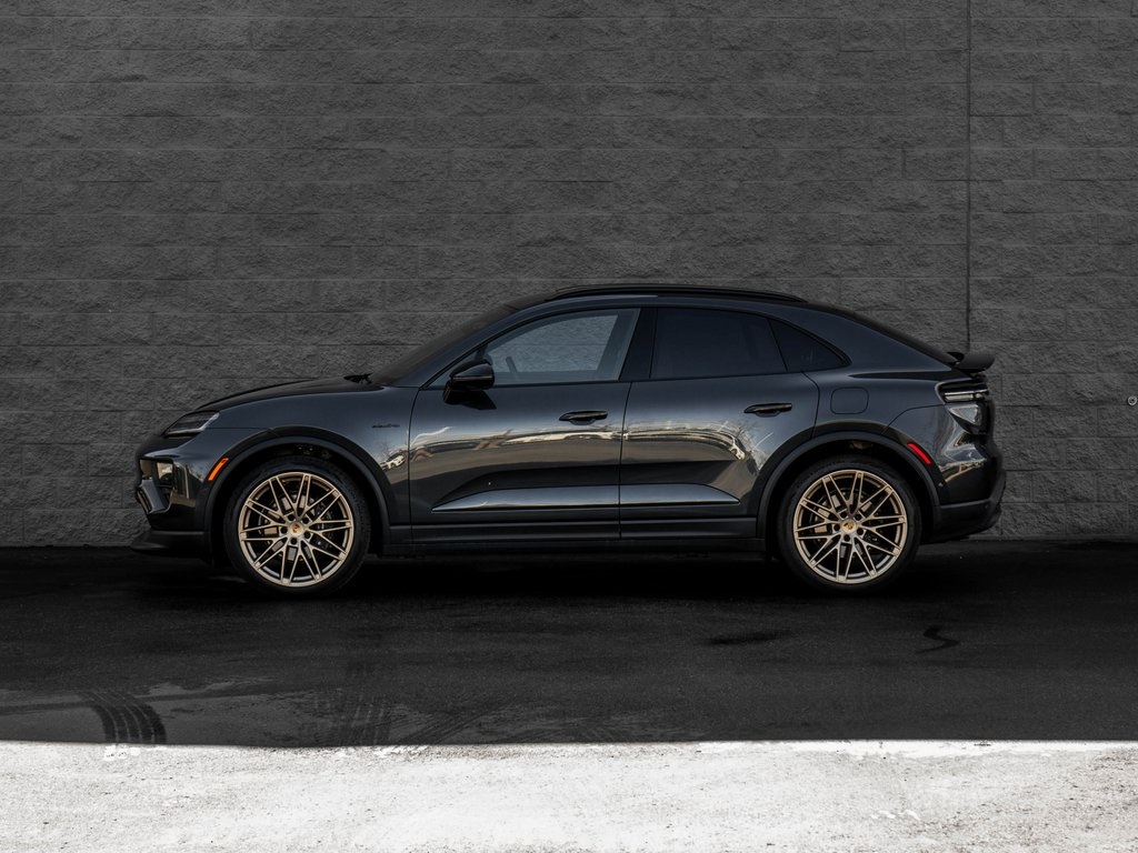 2024 Porsche Macan Electric 4 photo 2