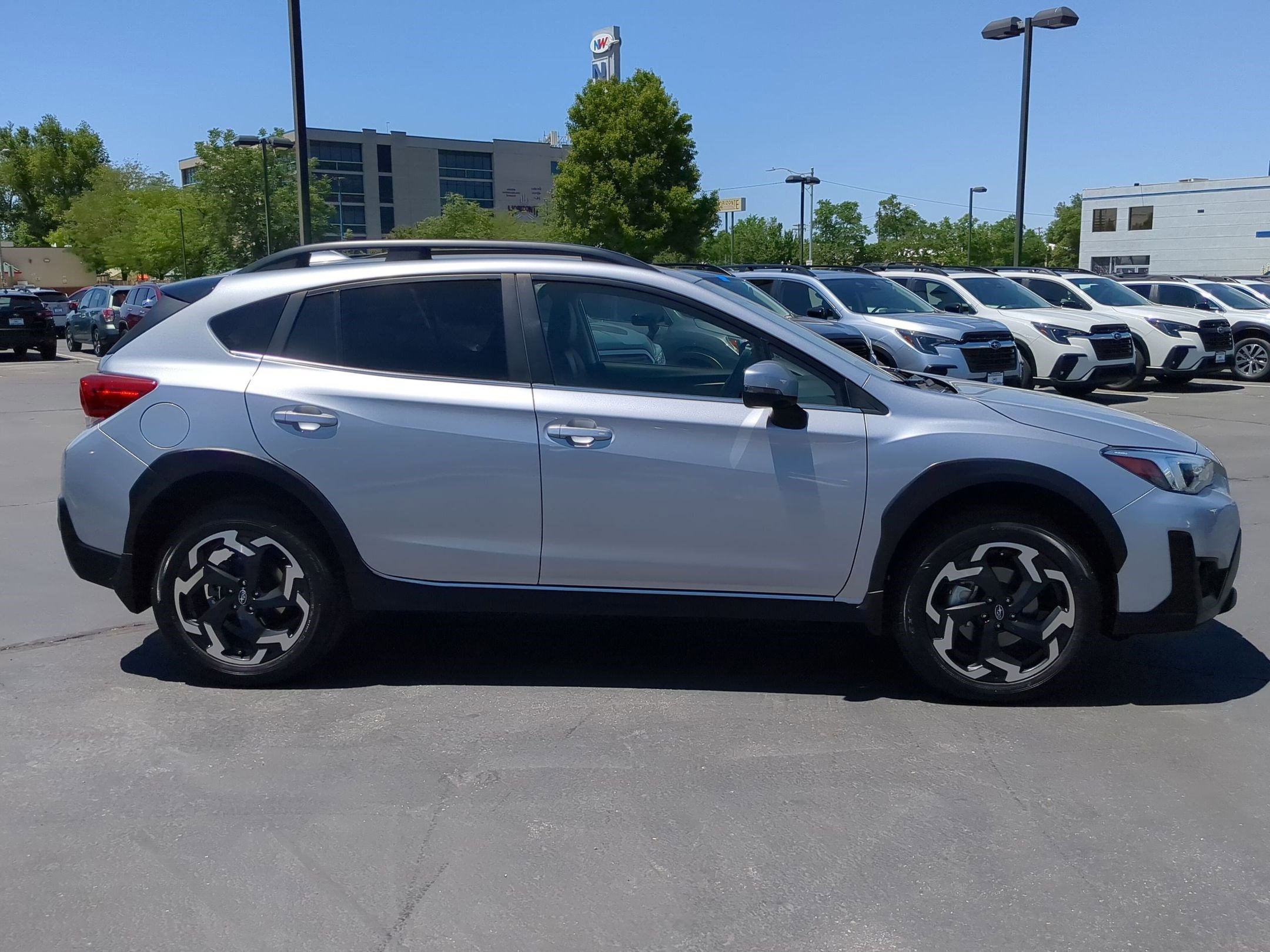 2023 Subaru Crosstrek Limited photo 2
