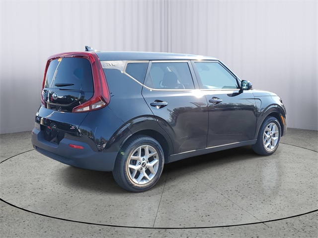 2021 Kia Soul S photo 4