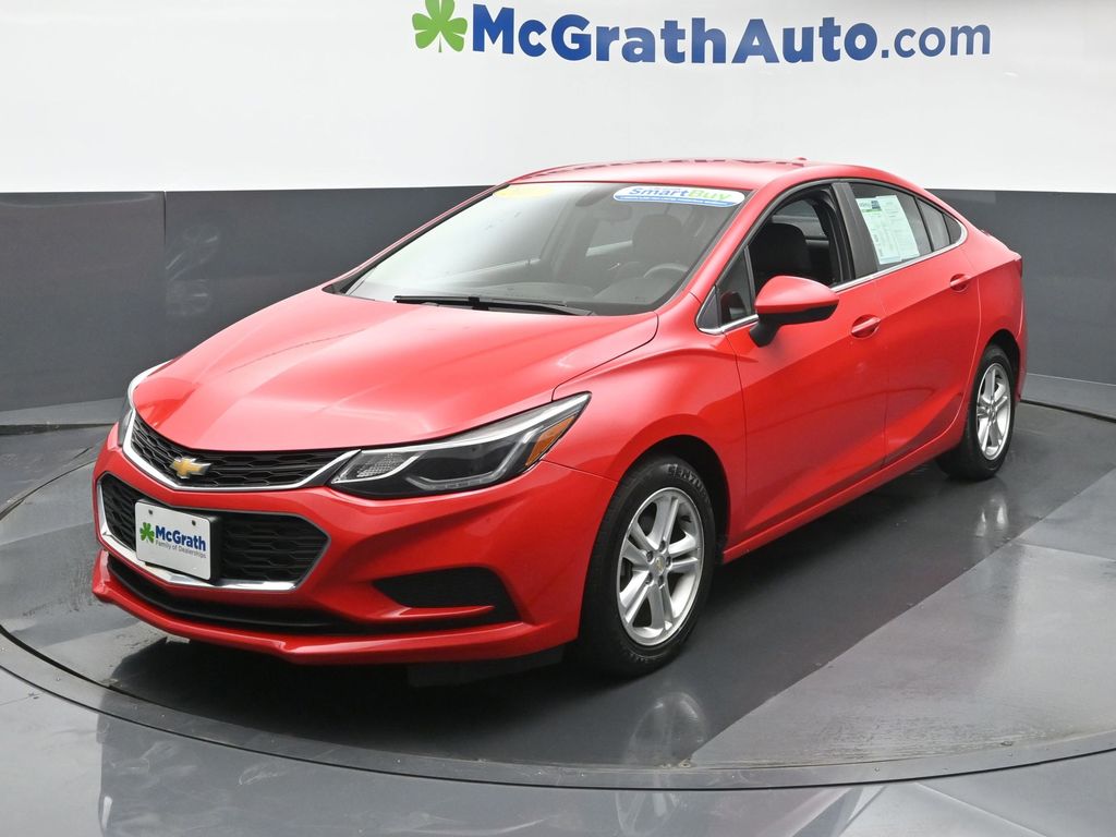 2017 Chevrolet Cruze LT photo 14