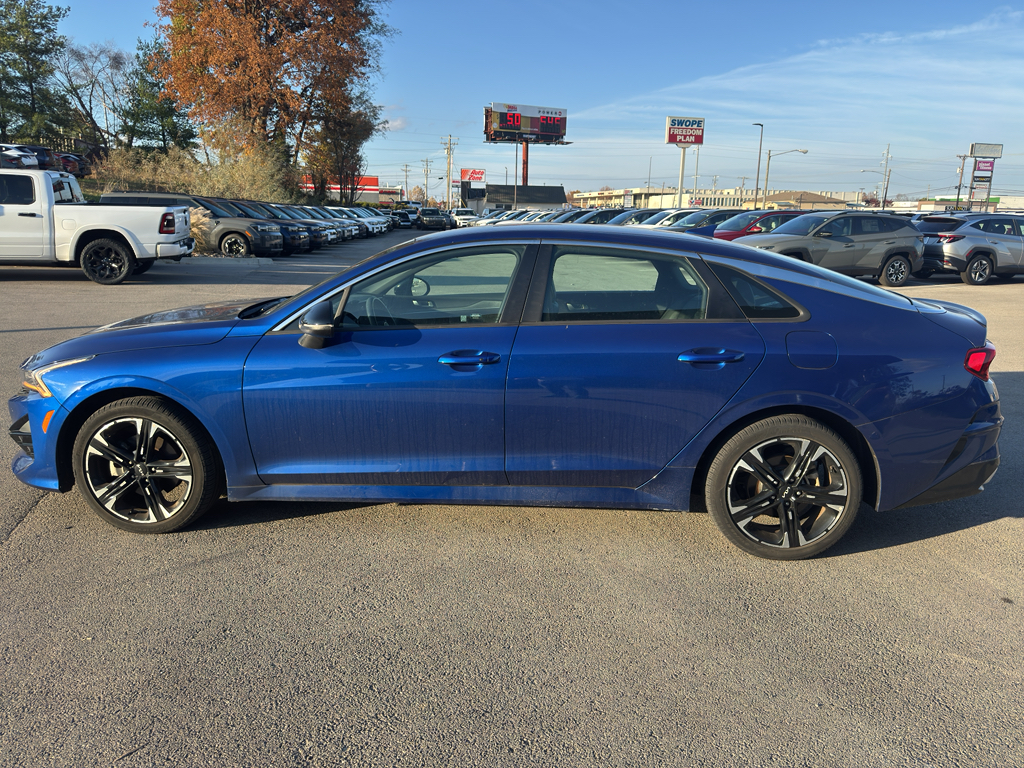 2024 Kia K5 GT-Line photo 4