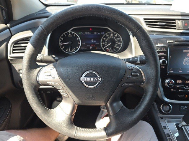 2023 Nissan Murano LE photo 14