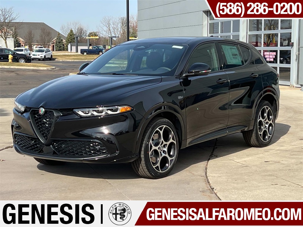 2025 Alfa Romeo Tonale Base's photo