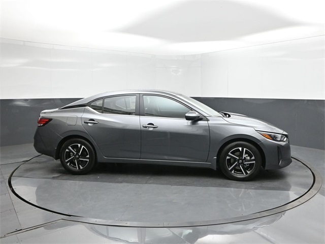 2025 Nissan Sentra SV photo 22