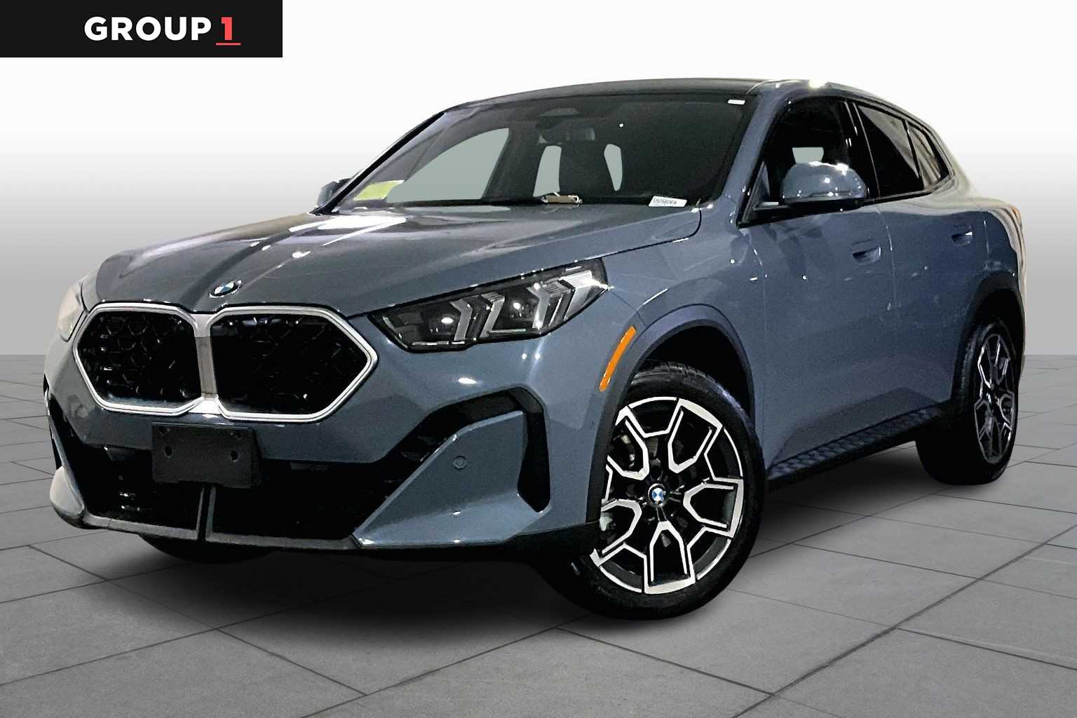 2025 BMW X2 28i's photo