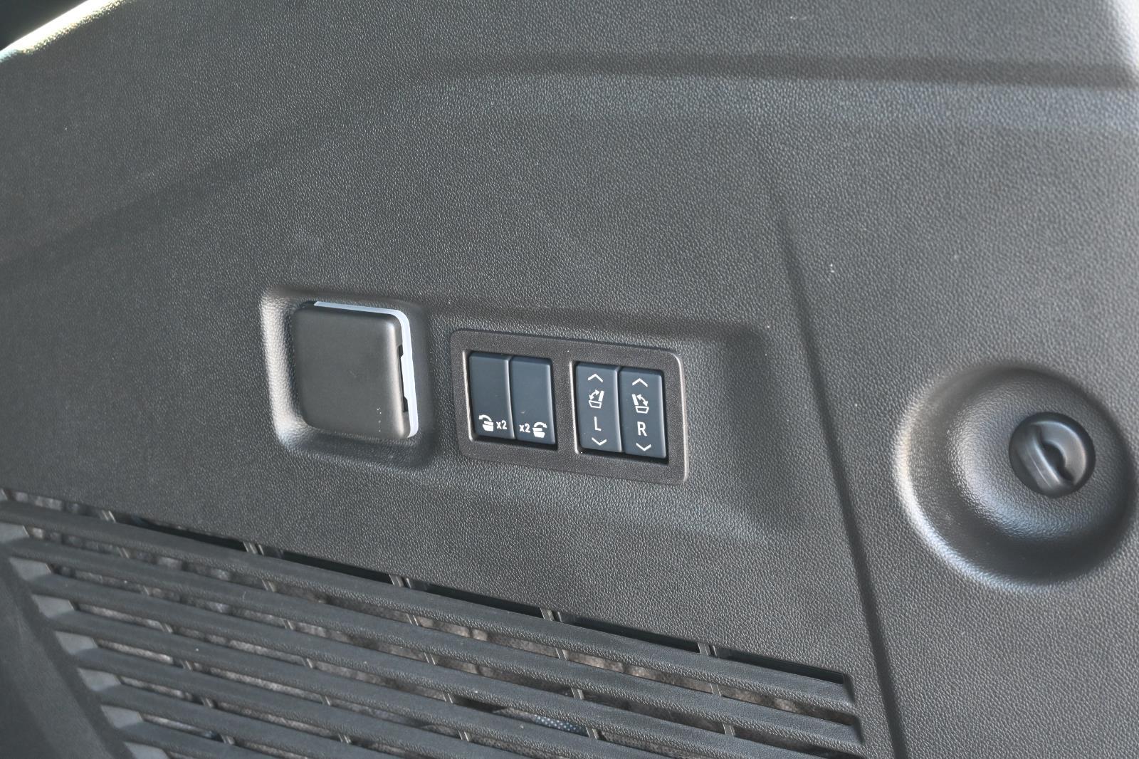 2025 Gmc Yukon XL Denali photo 10