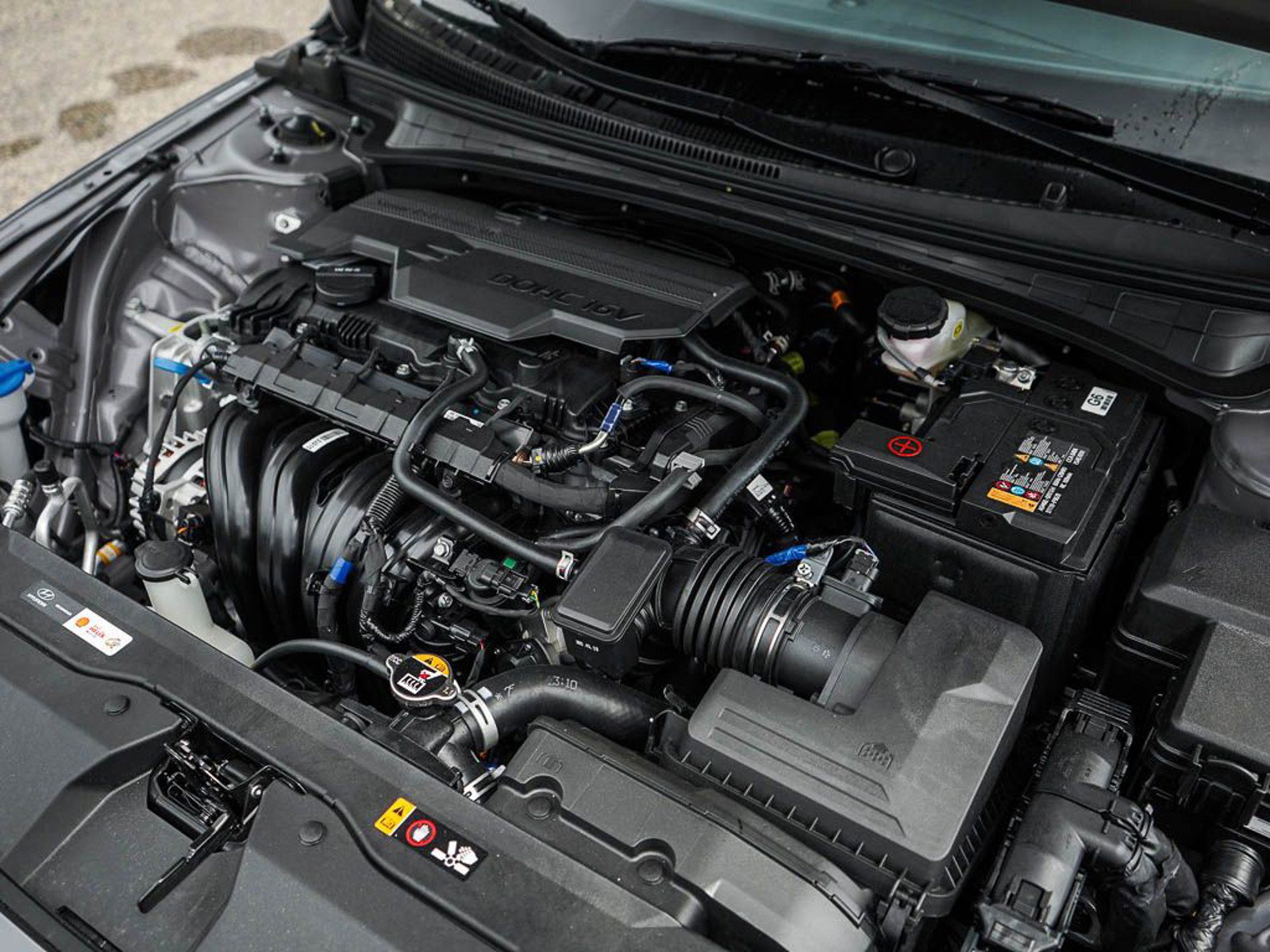 2025 Hyundai Elantra SEL Sport photo 6