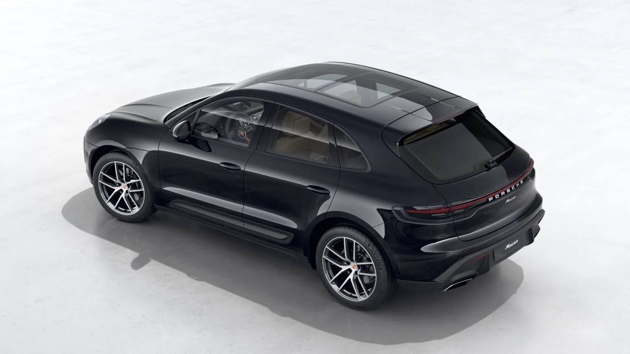 2026 Porsche Macan T photo 4