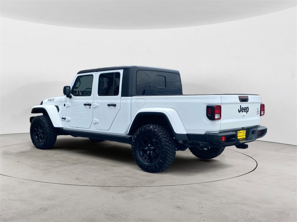 2021 Jeep Gladiator Willys photo 3
