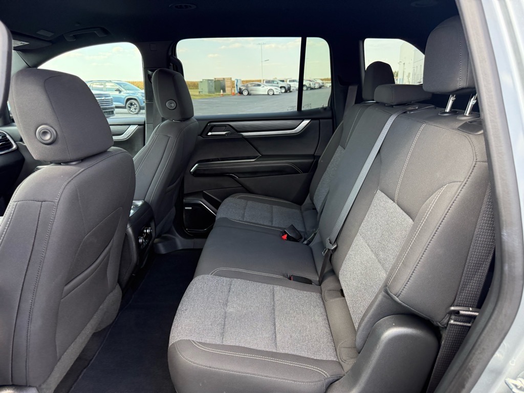 2025 Gmc Acadia Elevation photo 11