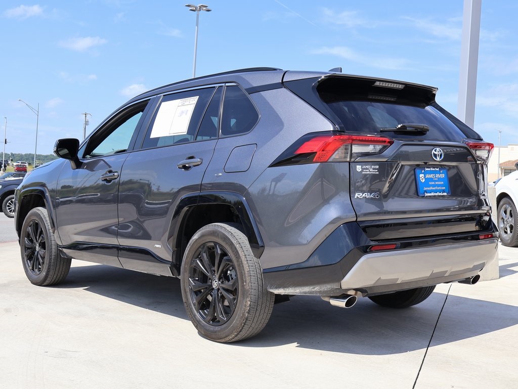 2024 Toyota RAV4 Hybrid SE photo 3