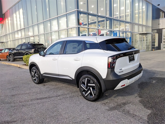2026 Nissan Kicks SV photo 2