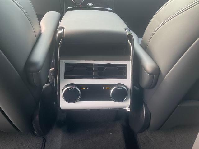2025 Land Rover Range Rover Sport SE photo 16