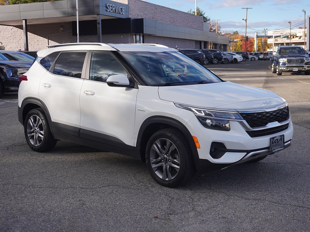 Used 2023 Kia Seltos S with VIN KNDEUCAA9P7400742 for sale in Riverdale, NJ