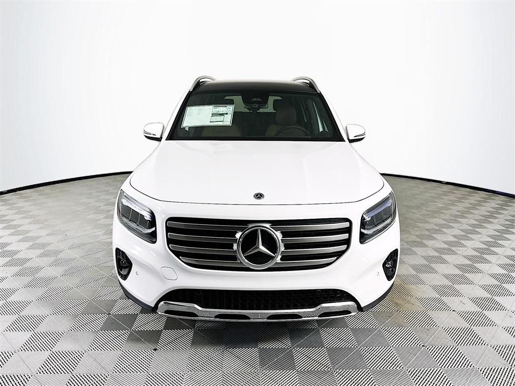 2026 Mercedes Benz GLB 250 4MATIC photo 2