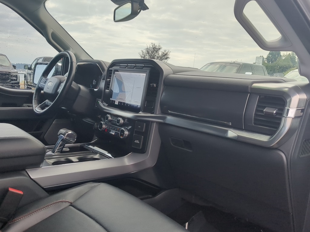 2023 Ford F-150 Lariat photo 10