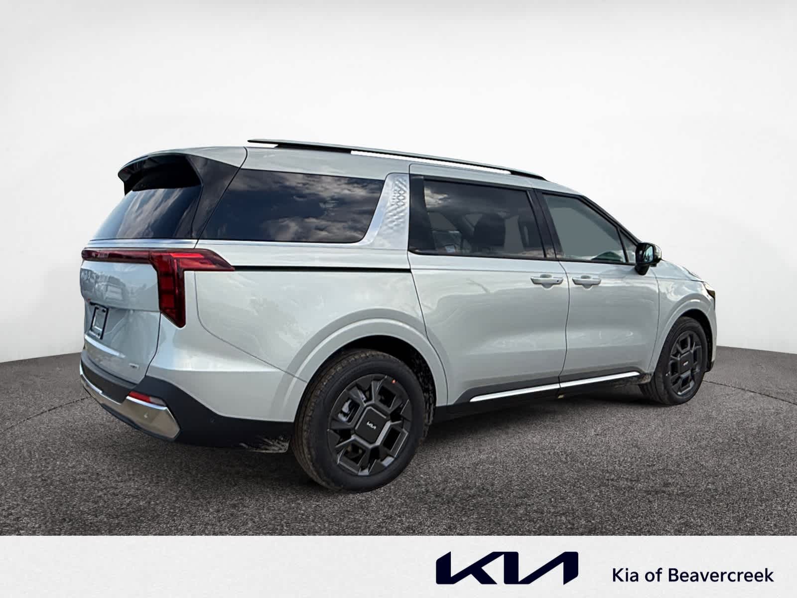 2026 Kia Carnival SX photo 4