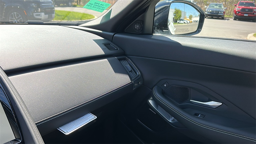 2024 Jaguar E-PACE R-Dynamic SE photo 22
