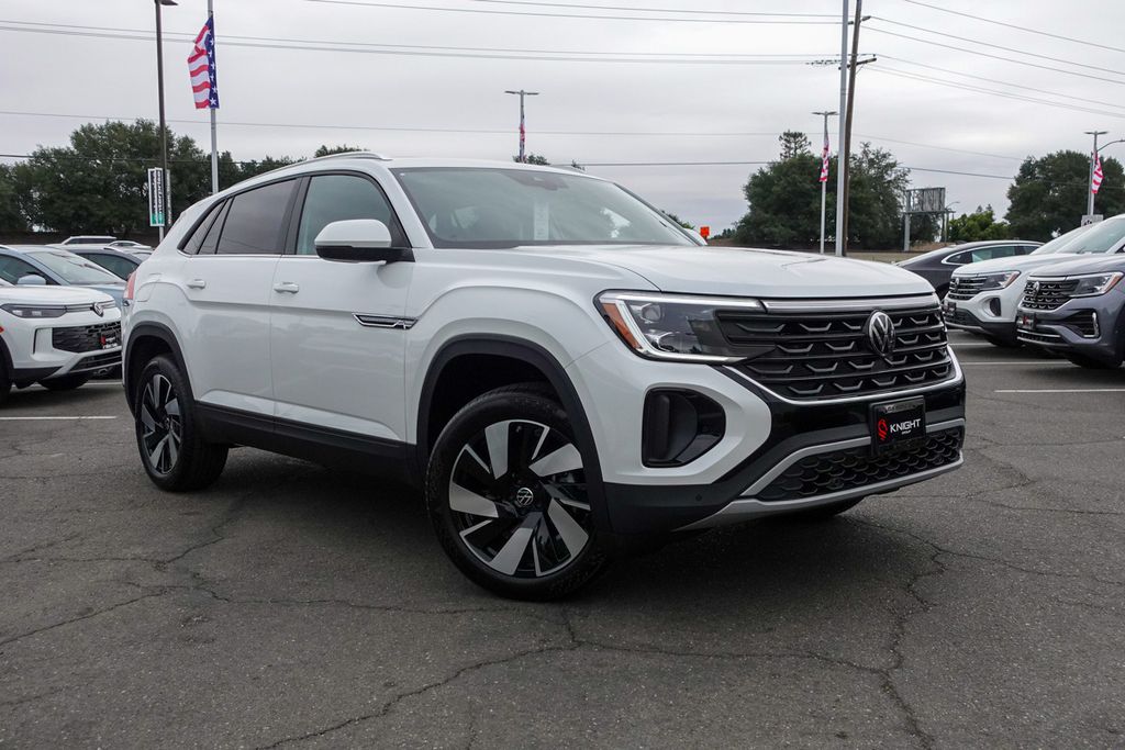 2026 Volkswagen Atlas Cross Sport SE Technology photo 3