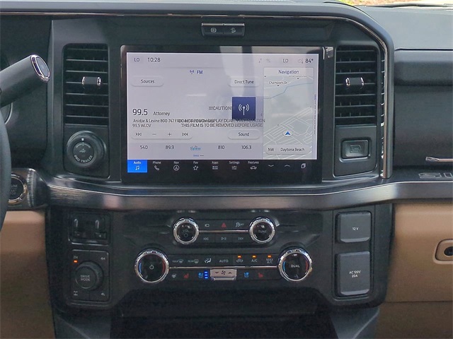 2025 Ford F-350 Lariat photo 16