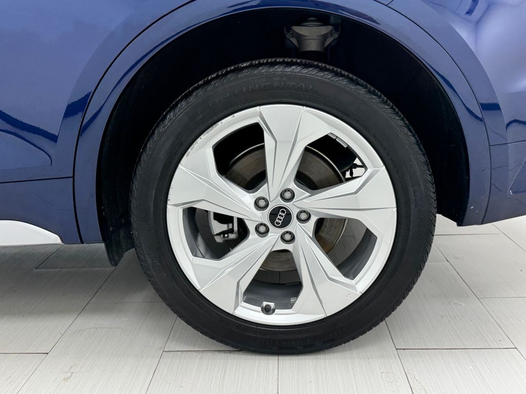 2021 Audi Q5 45 Premium Plus photo 38